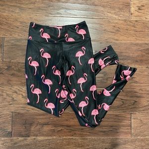 Great for hot yoga! Flamingo leggings